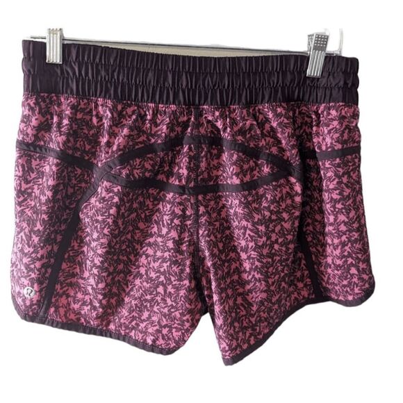 LULULEMON ATHLETICA Tracker Short III '4-Way Stretch Size 10 - Picture 6 of 6